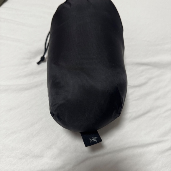 Arc’teryx CERIUM VEST size small - Picture 2 of 2